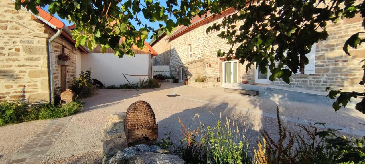 Le Pas Du Loup Villa Royere-de-Vassiviere Exterior foto
